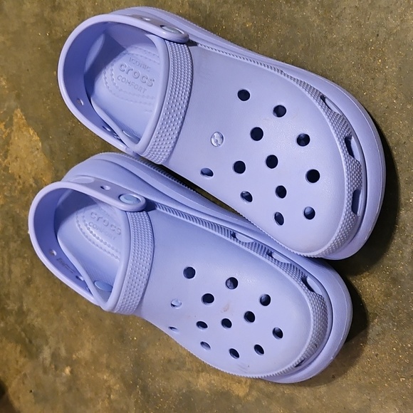 Crocs New Classic Crush Clogs Platform Purple Lavender Unisex M6/W8 Chunky Heel - Picture 1 of 8